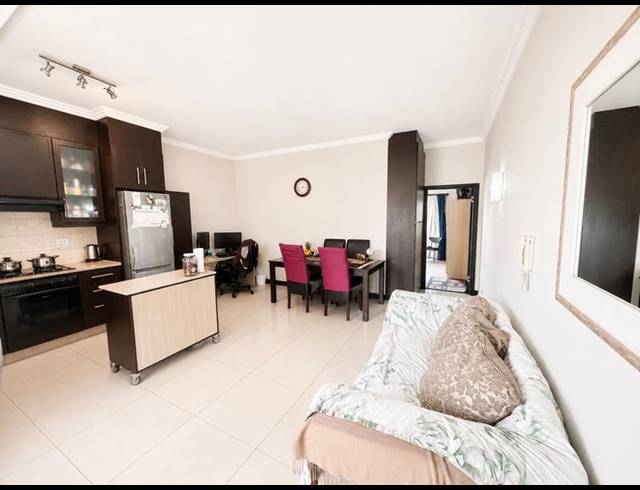 1 BEDROOM APARTMENT FOR SALE IN NEW TOWN CENTRE